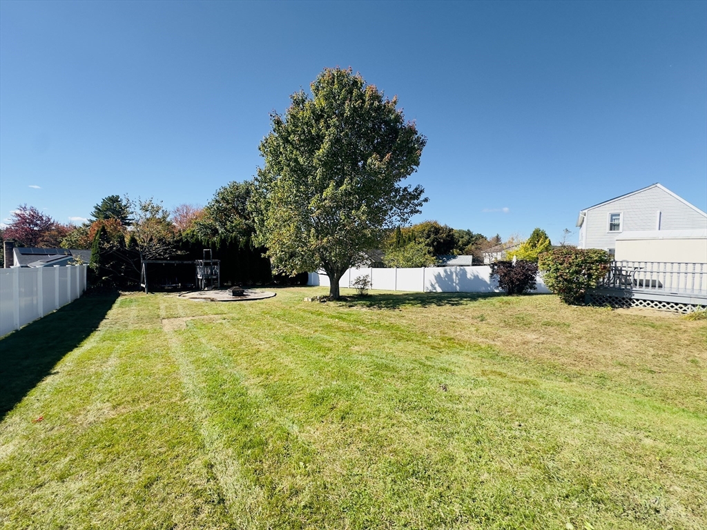 7 Rolling Ridge Rd