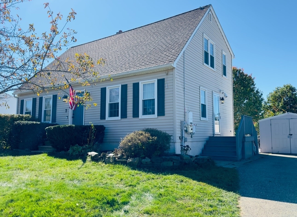 7 Rolling Ridge Rd