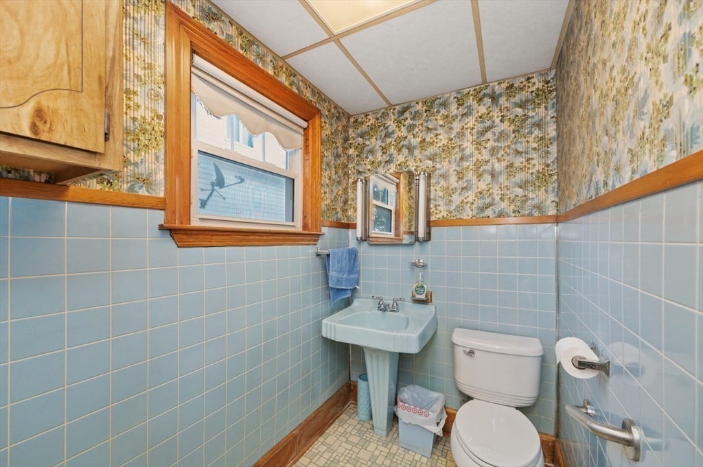 2 Perry Pl