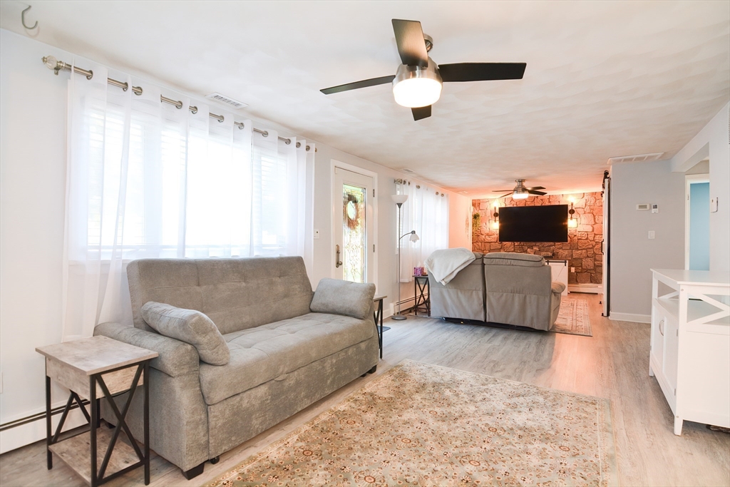 24 Susan Dr.