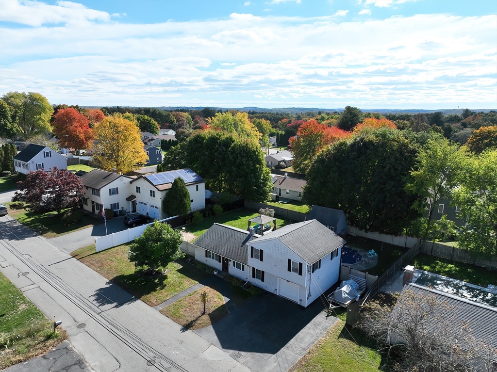 24 Susan Dr.