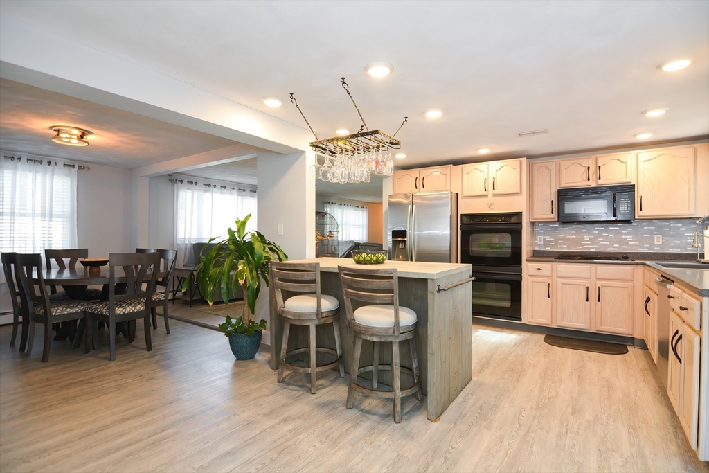 24 Susan Dr.