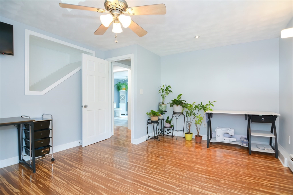 24 Susan Dr.