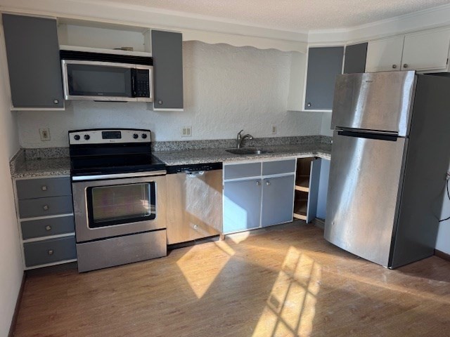 250 Congress Ave # 16