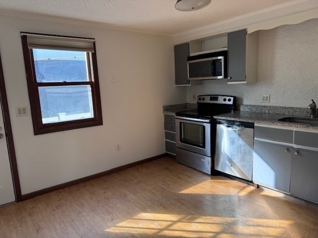 250 Congress Ave # 16