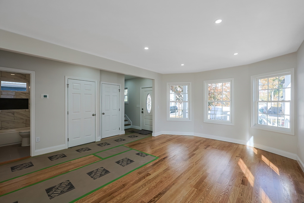 162 Tracy Ave