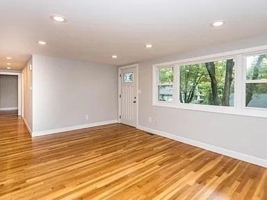 15 Livingstone Lane