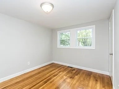 15 Livingstone Lane