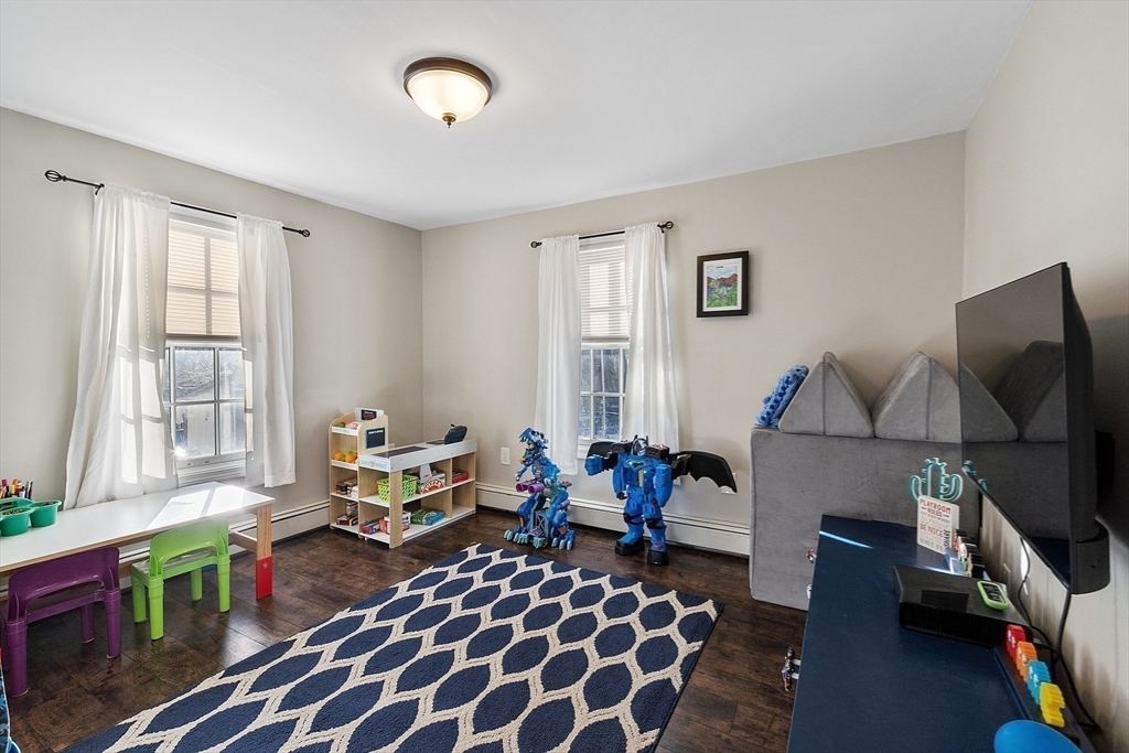 4 Peaslee Terrace