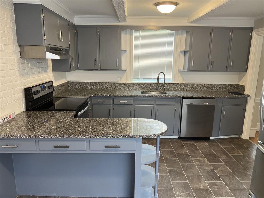 9 Arlington Street # 1