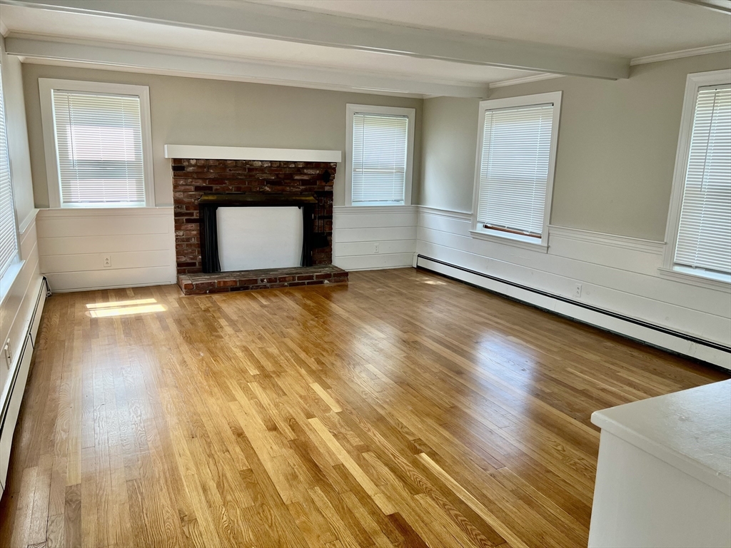 9 Arlington Street # 1