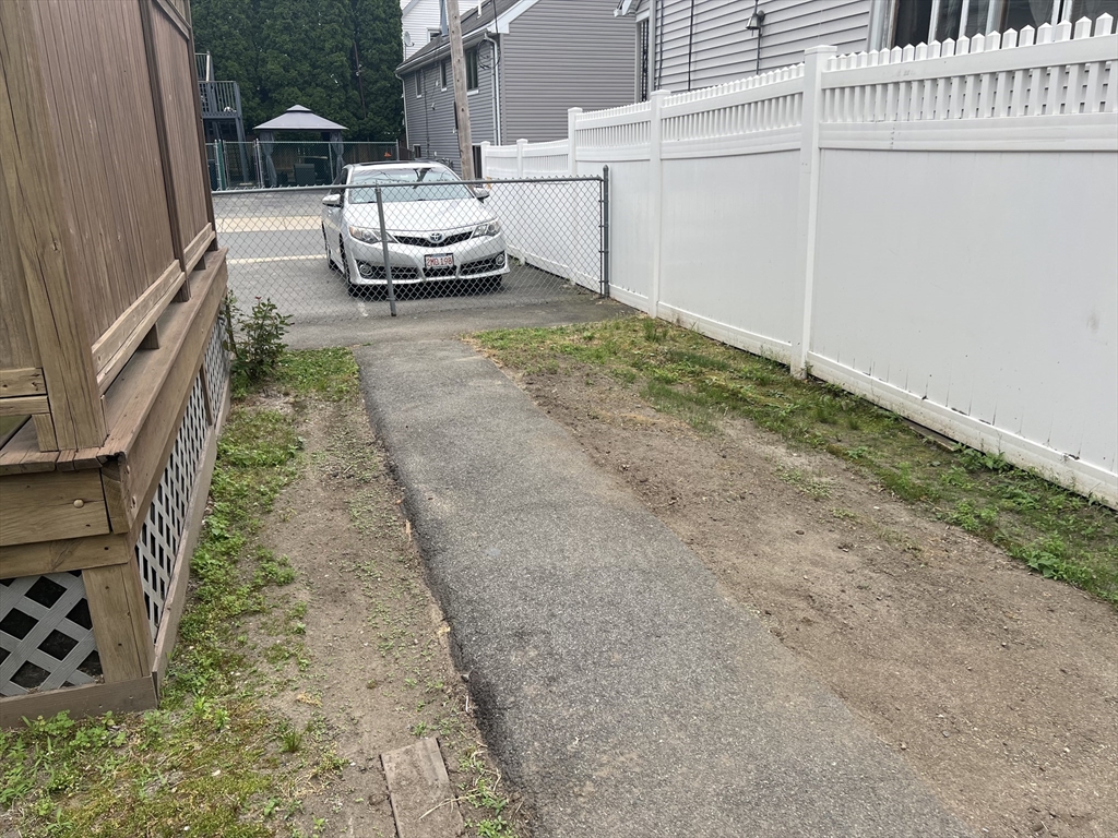 26 Montrose Street