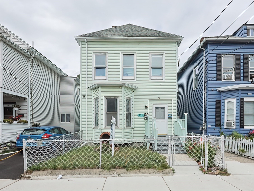796 Broadway