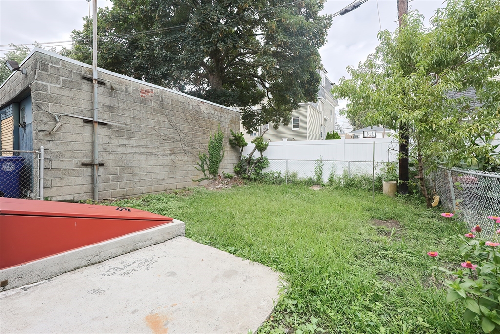 796 Broadway