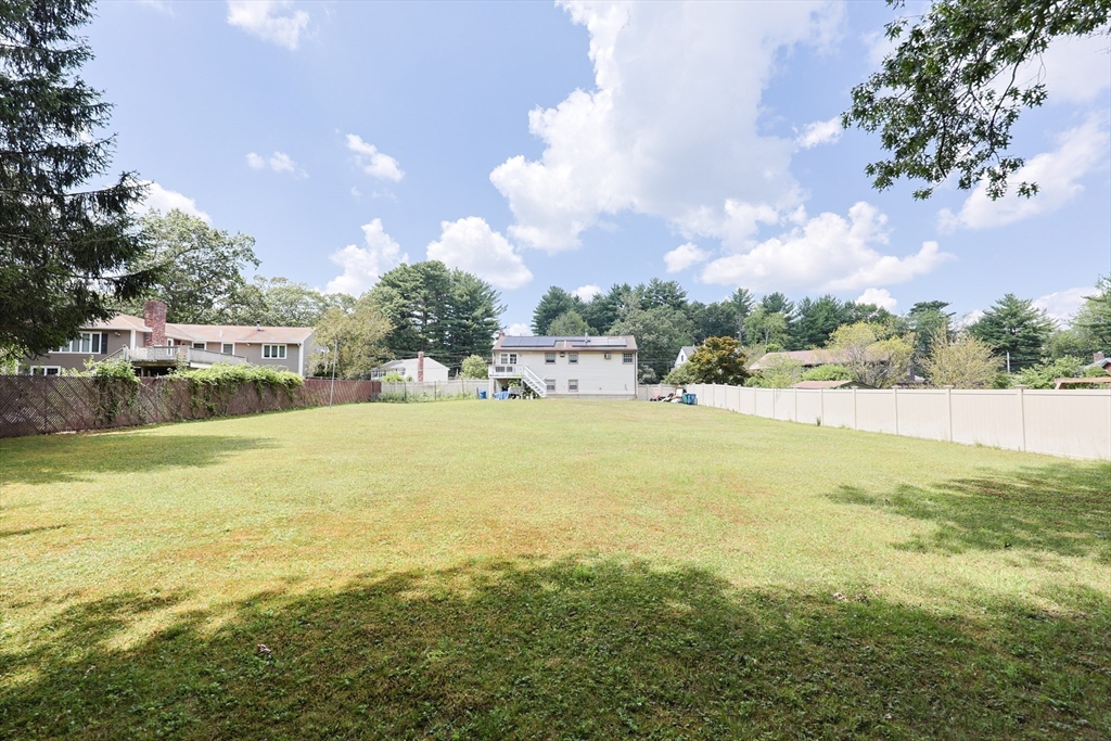 4 Brookside Lane