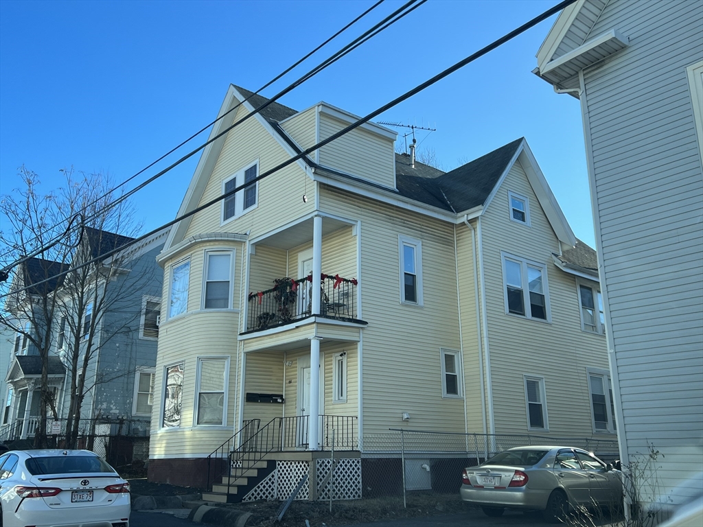 66 Lawton Ave # 3