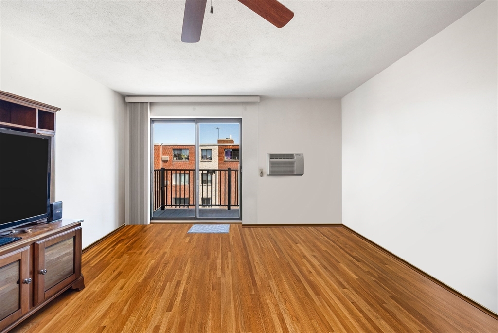 200 Governors Dr # 39