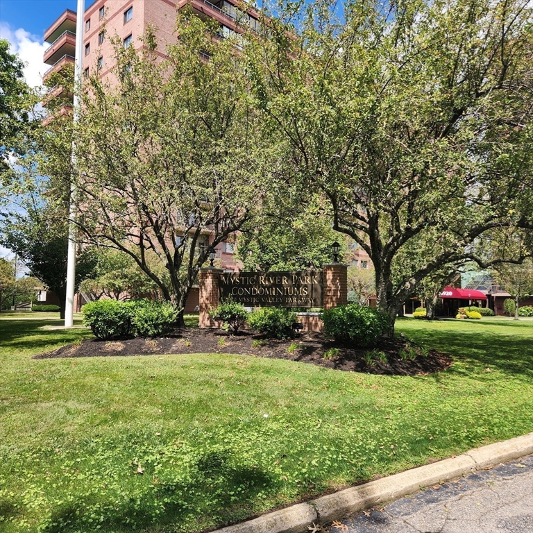 3920 Mystic Valley Pkwy # 101