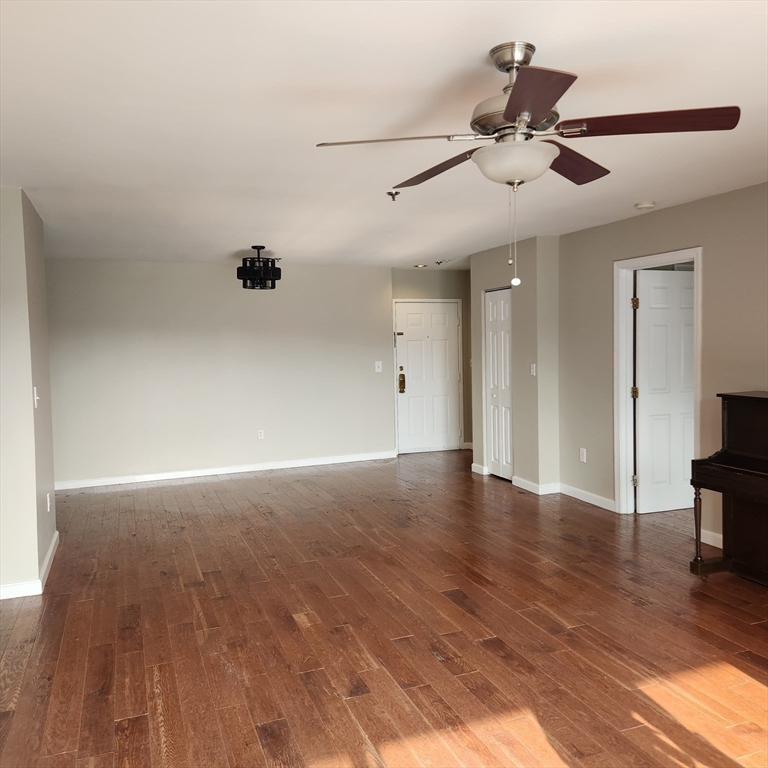 3920 Mystic Valley Pkwy # 101