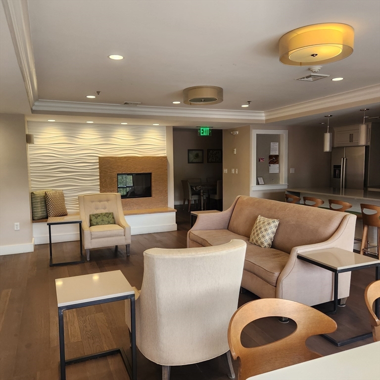 3920 Mystic Valley Pkwy # 101