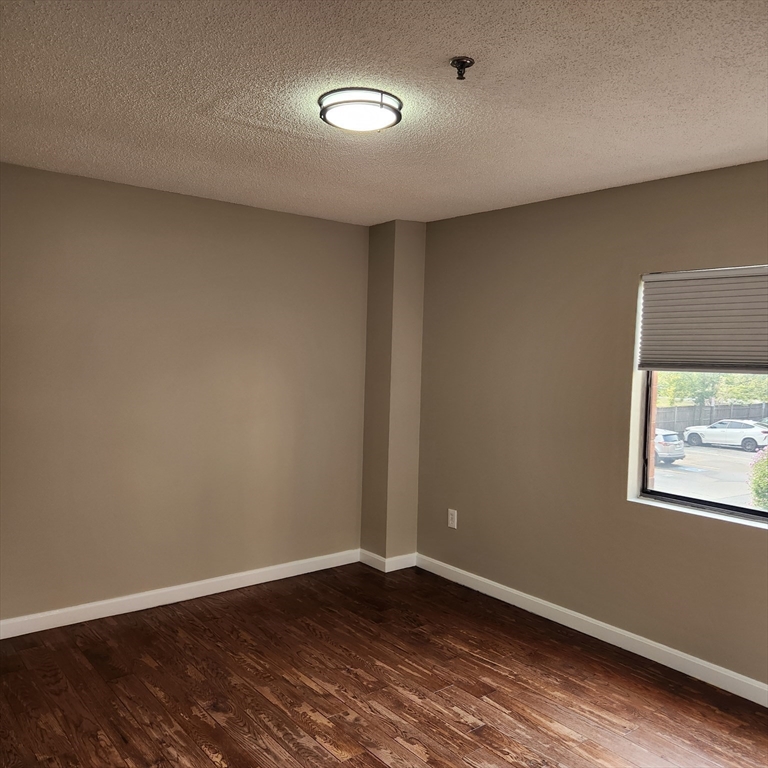 3920 Mystic Valley Pkwy # 101