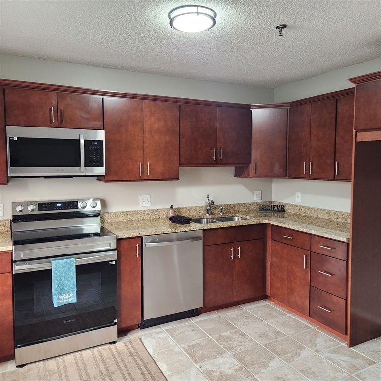 3920 Mystic Valley Pkwy # 101