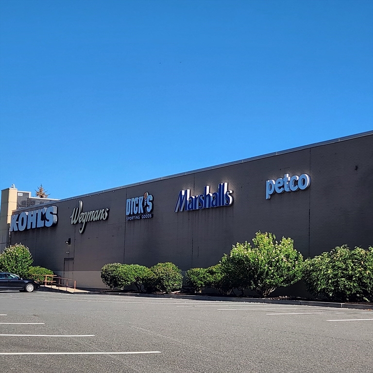 3920 Mystic Valley Pkwy # 101