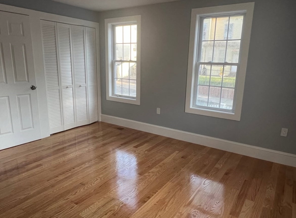19 Cove Street # 1