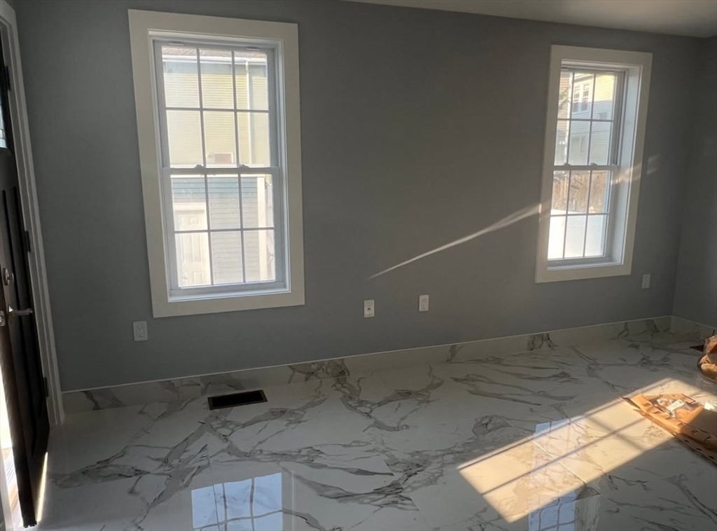 19 Cove Street # 1