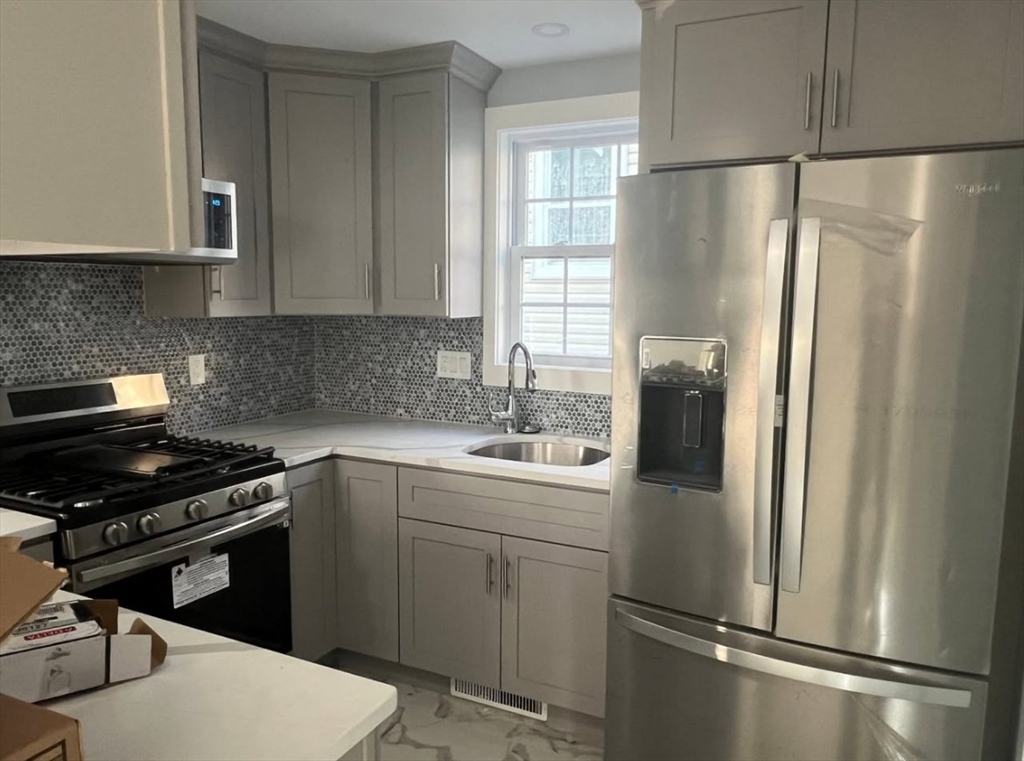 19 Cove Street # 1