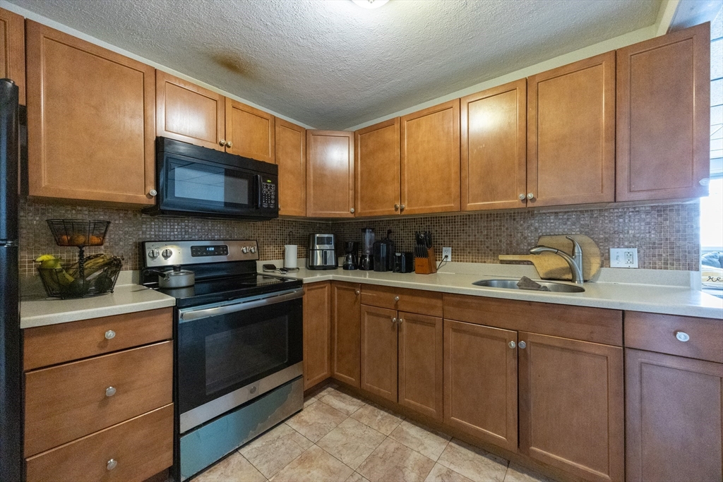 838 North Shore Road