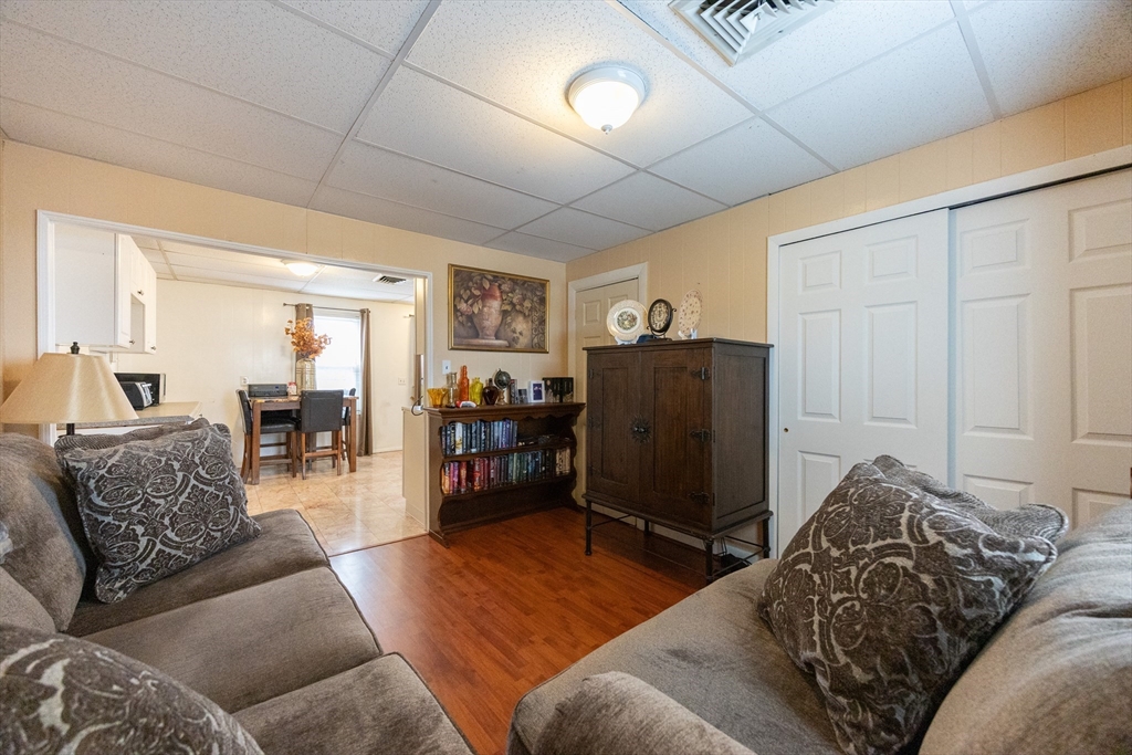 838 North Shore Road