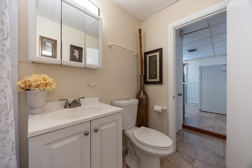 838 North Shore Road