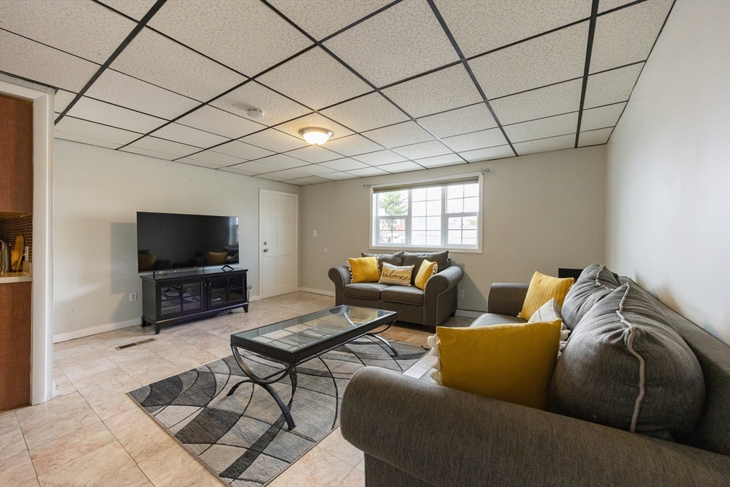 838 North Shore Road