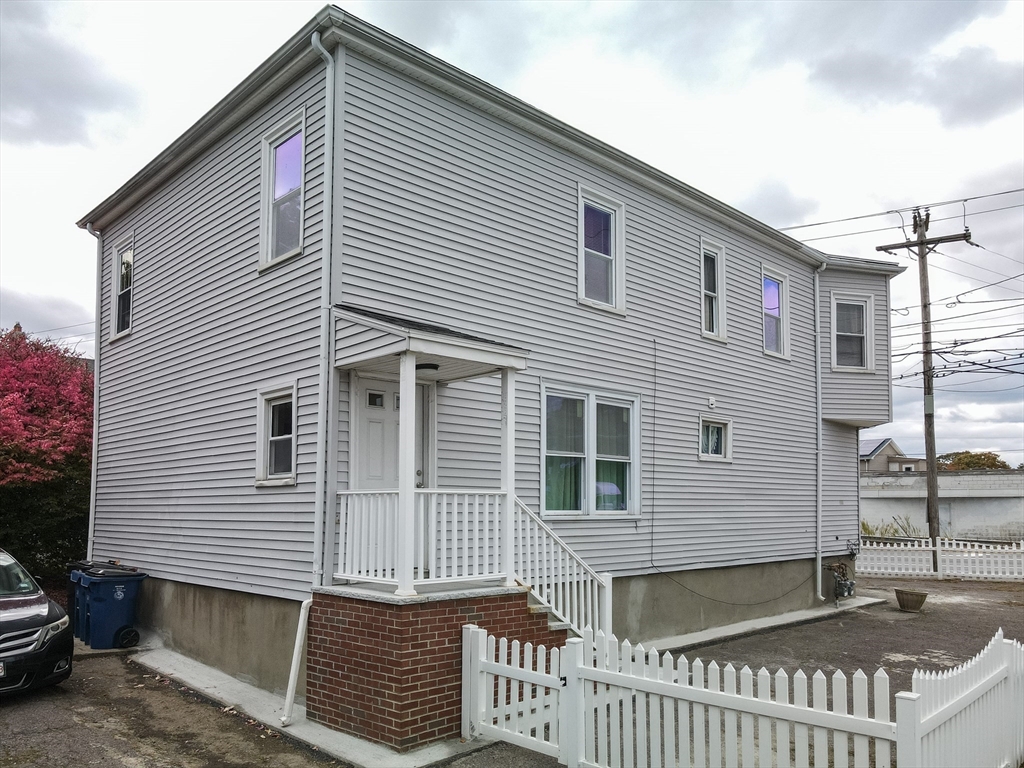 838 North Shore Road