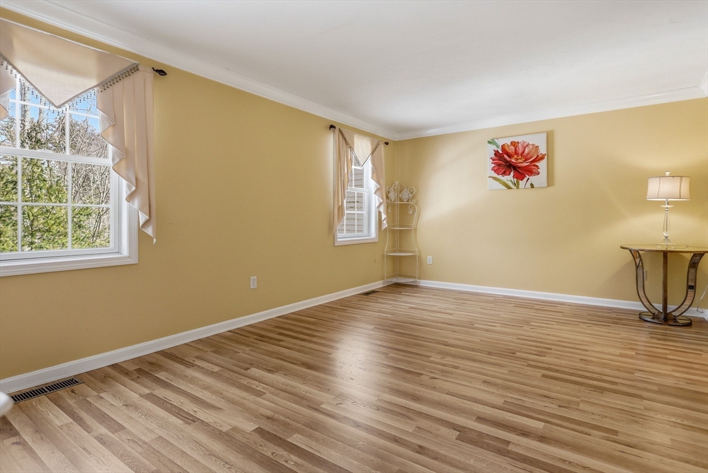 22 Tanglewood Park Drive # 22