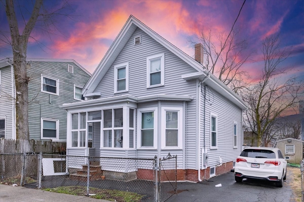 10 High Rock St