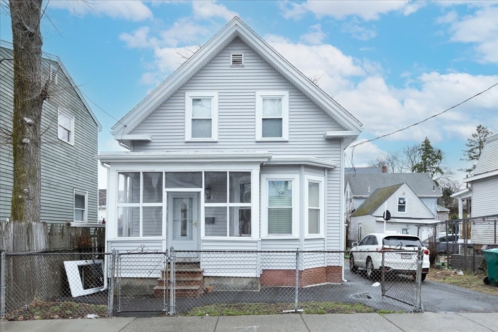 10 High Rock St