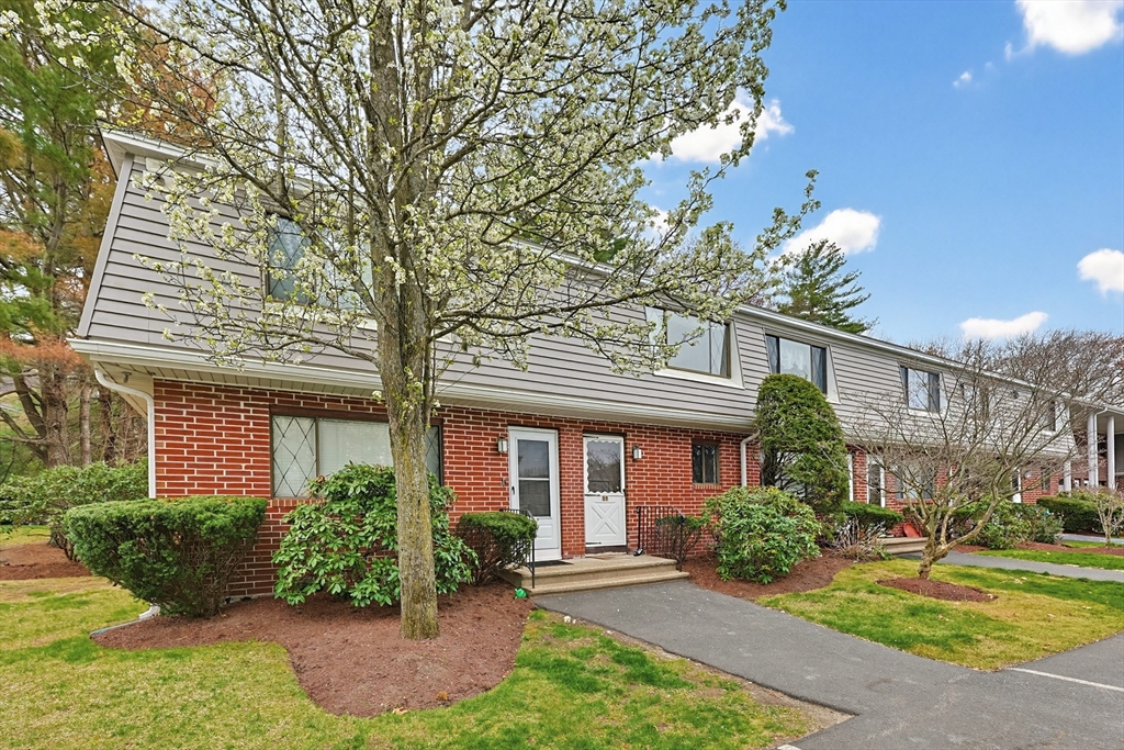 98 Farrwood Drive # 98