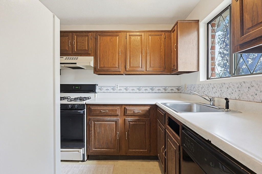 98 Farrwood Drive # 98