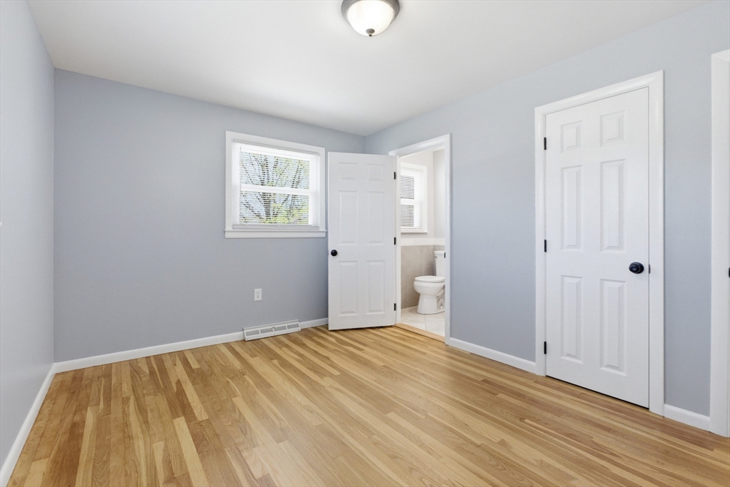 671 Nashua Rd