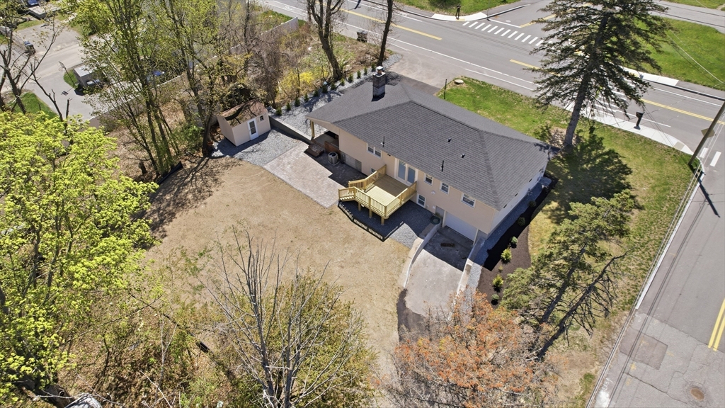 671 Nashua Rd