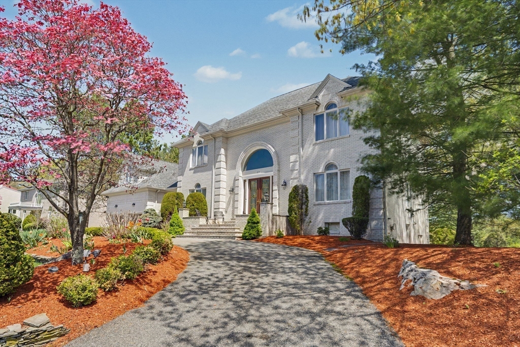 29 Hammersmith Dr