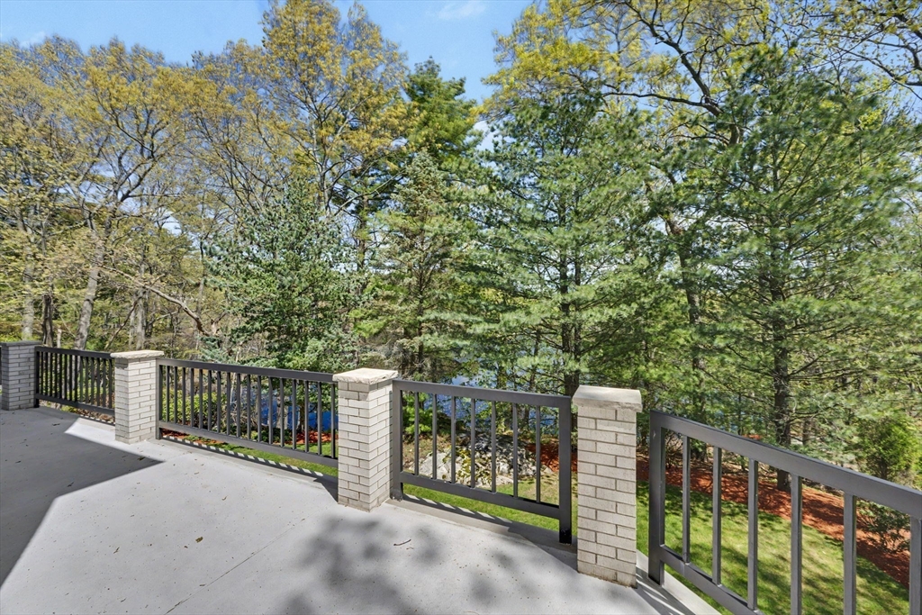 29 Hammersmith Dr