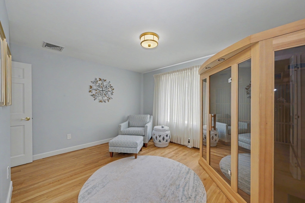 29 Hammersmith Dr