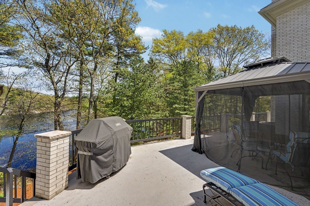 29 Hammersmith Dr