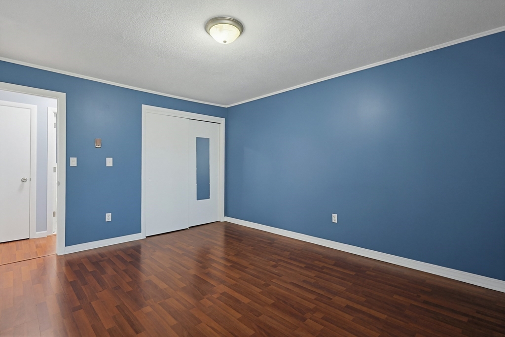 45 Oval Rd # 34
