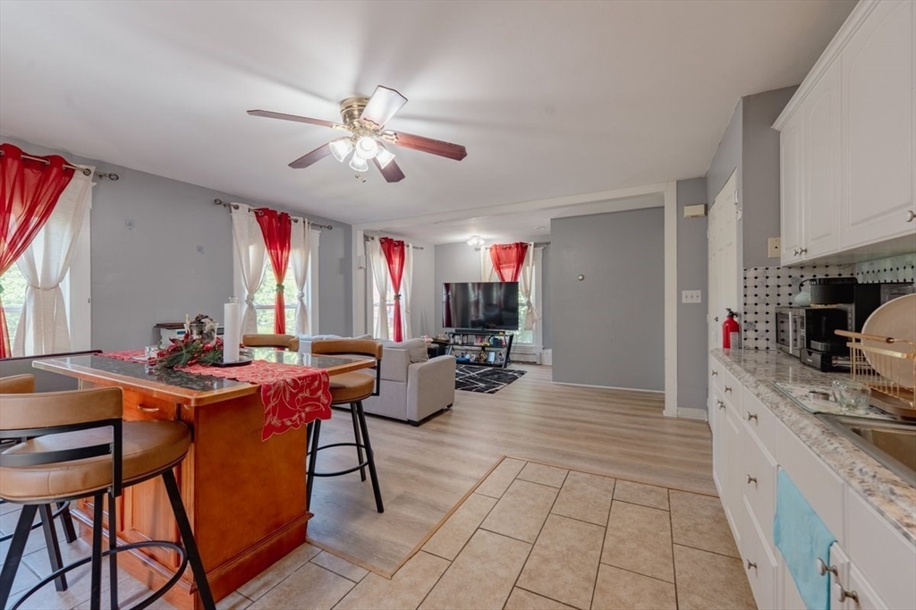 33 Water St