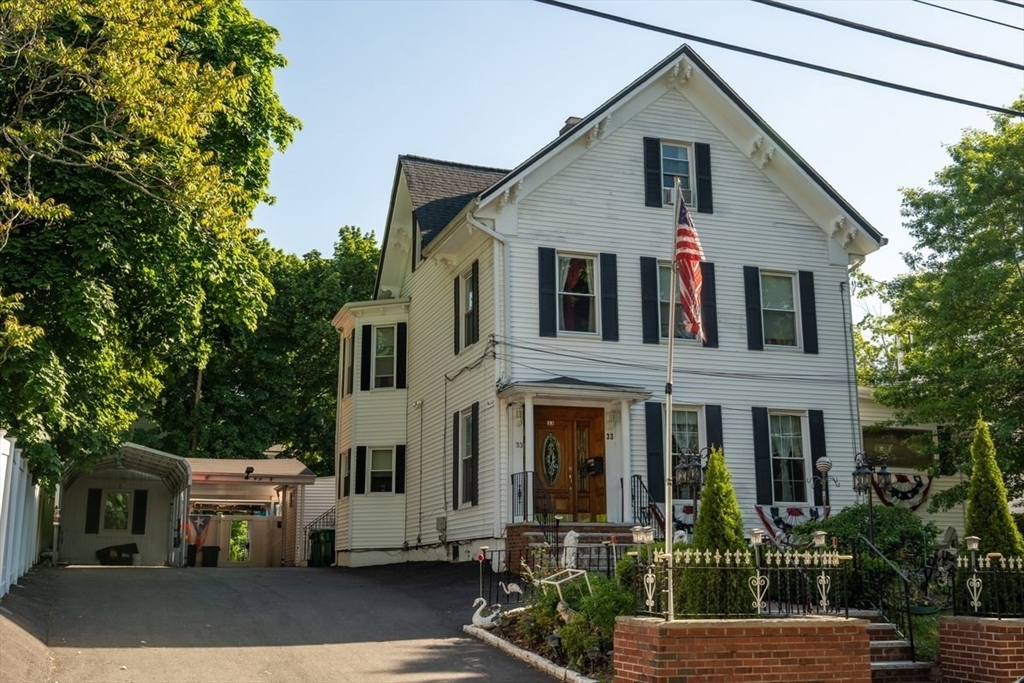 33 Water St