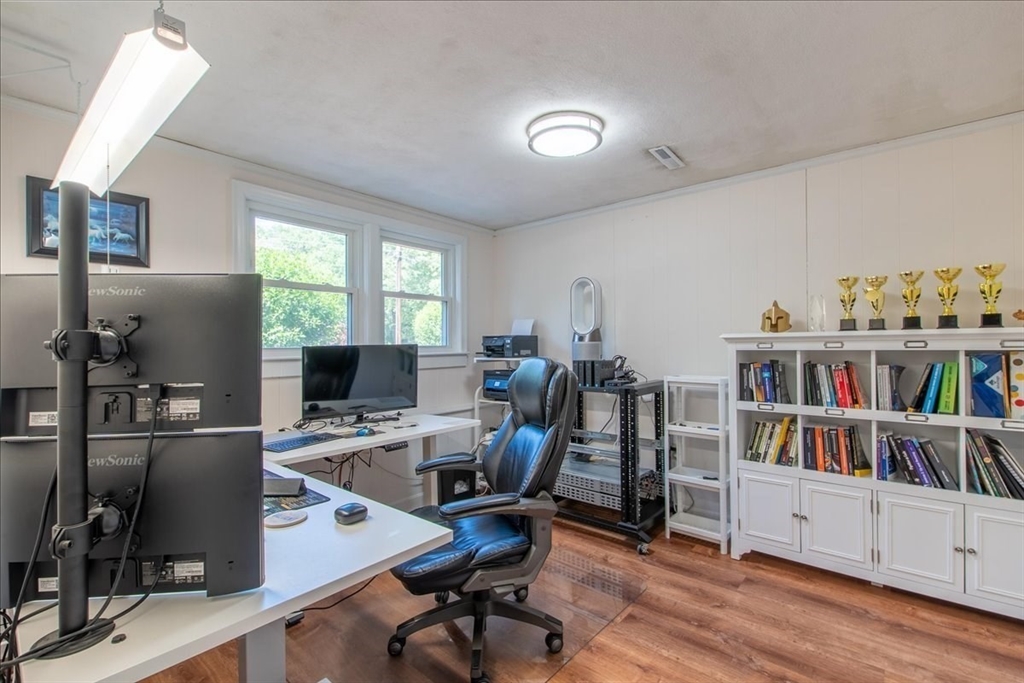 37 Lantern Ln.